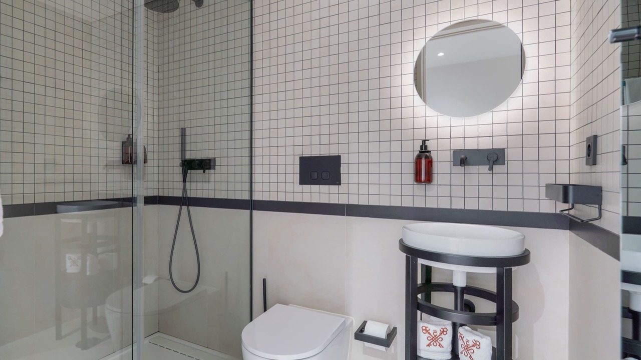 Photo of Bathroom in Alvarenga
