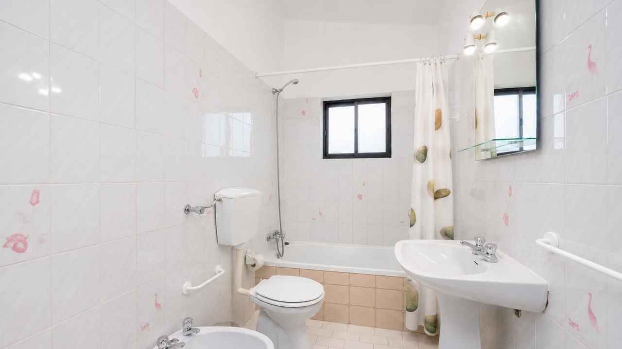 Photo of Bathroom in Porches