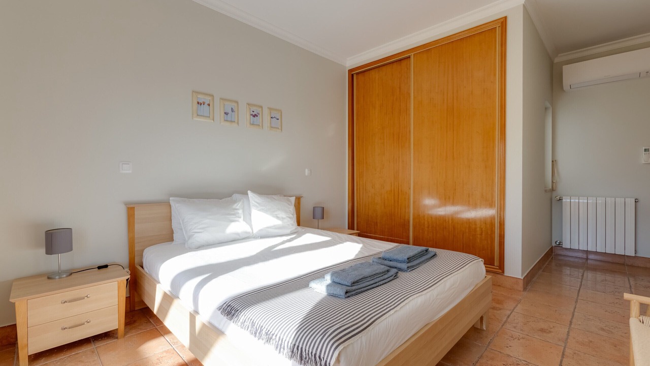 Photo of Bedroom in Albardeira