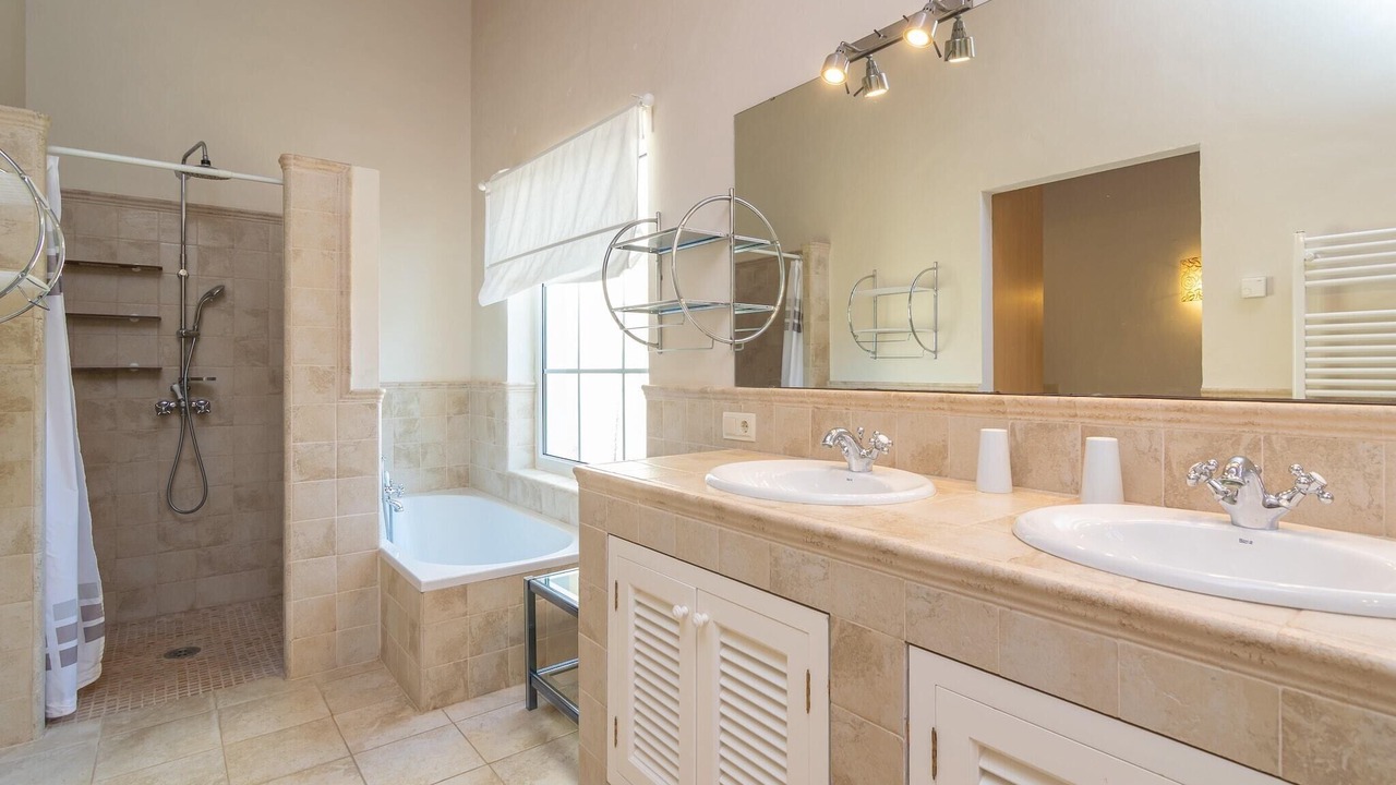 Photo of Bathroom in Manacor