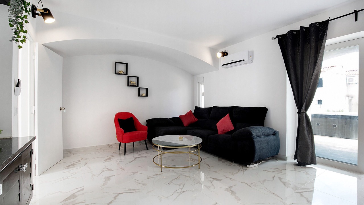 Photo of Livingroom in The Strip