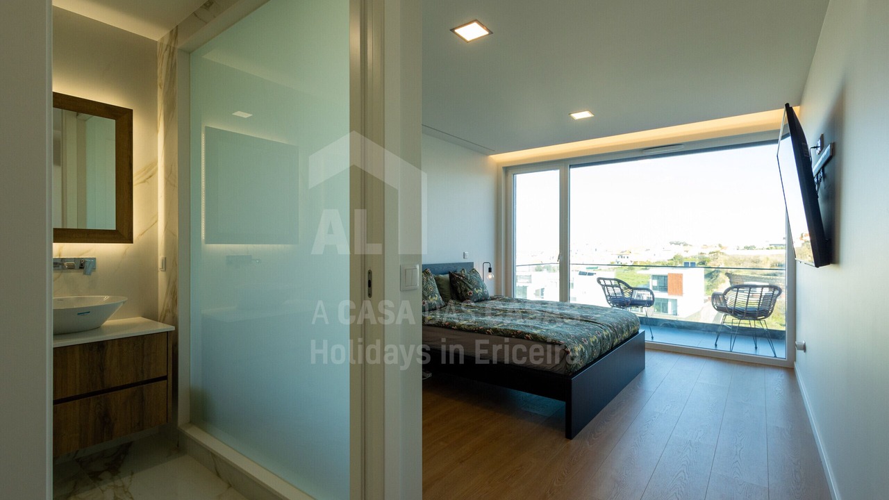 Photo of Bedroom in Ericeira