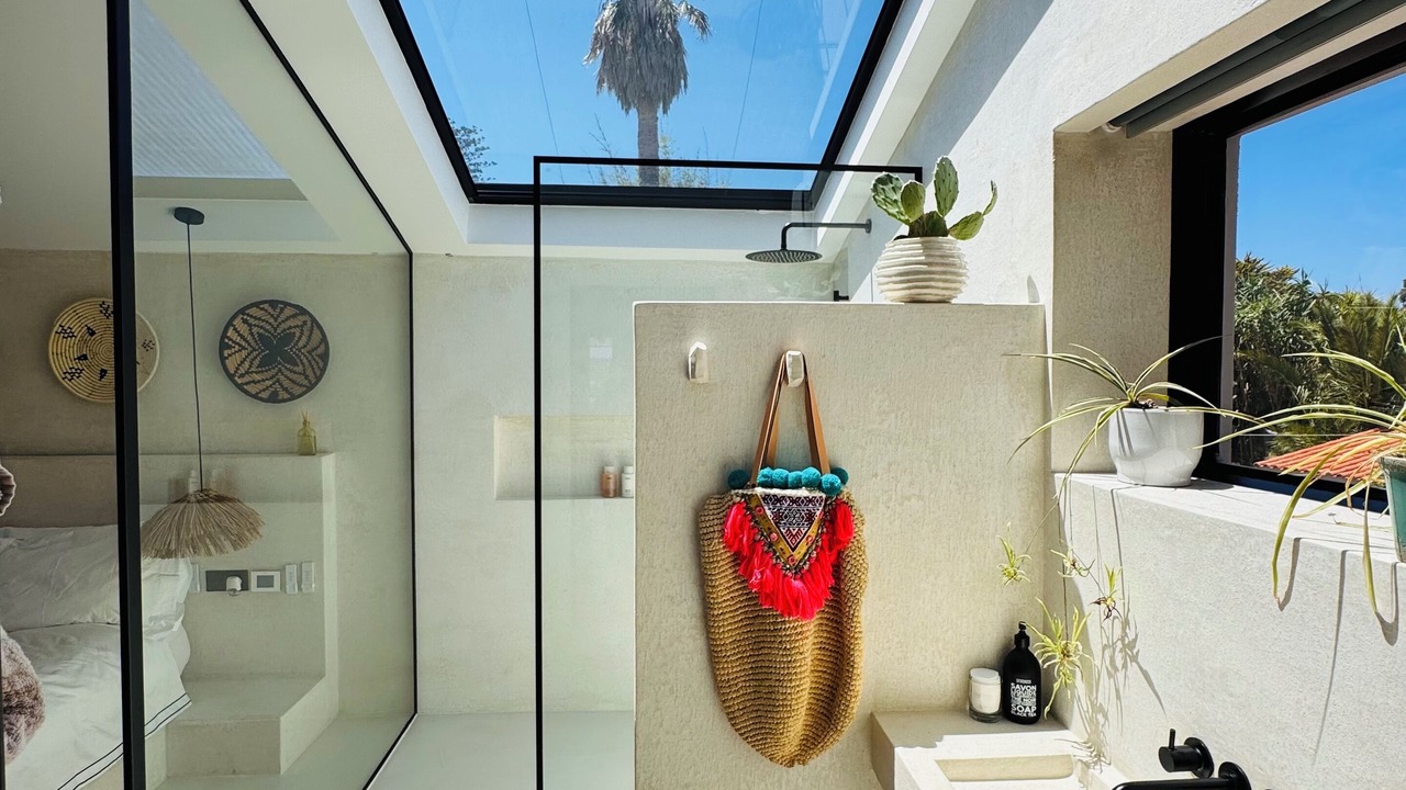 Photo of Bathroom in Colares