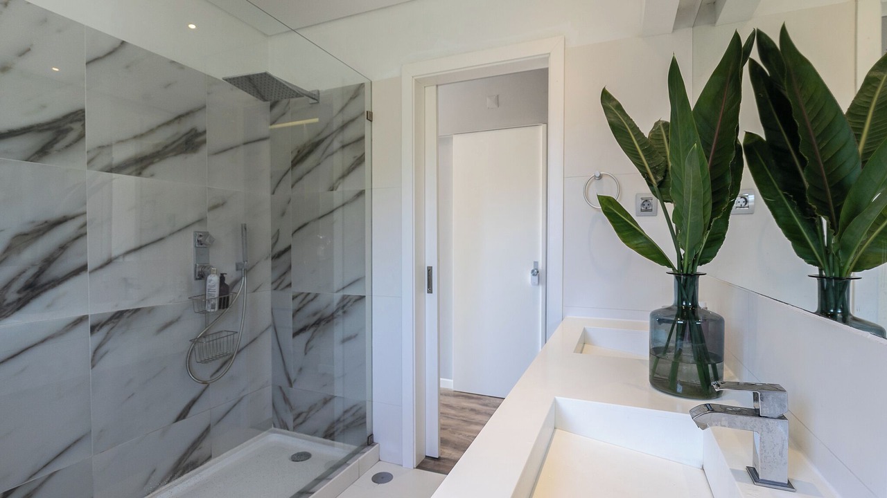 Photo of Bathroom in Faro