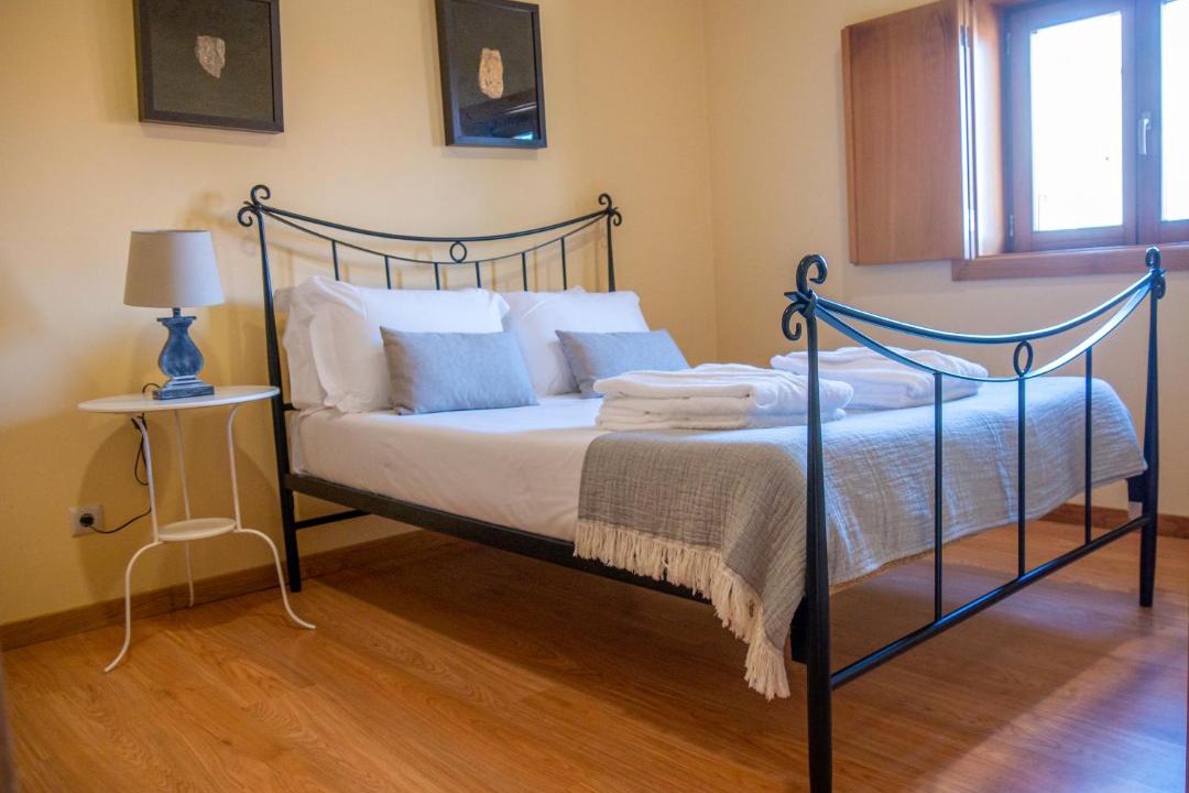 Photo of Bedroom in Cossourado
