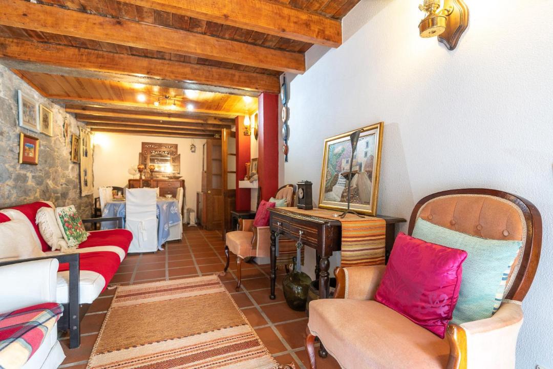 Photo of Livingroom in Arco da Calheta