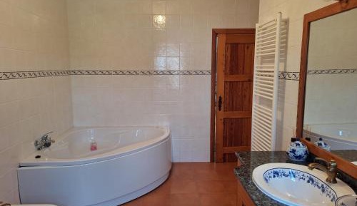Triple Room with Private External Bathroom