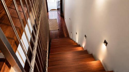 Gualtar Villa | Mansion with Swimming Pool, Pool Table & GrillArea