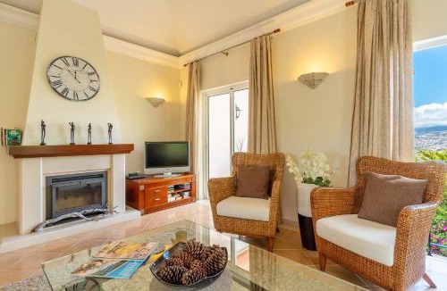Sao Goncalo Apartment | Luxury two bedroom Palheiro Village by Holiday Rental Madeira