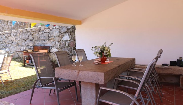 Beautiful 2/3-bed Villa in Freixieiro de Soutelo in Viana do Castelo