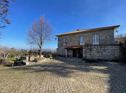 Quinta da Carreira Velha in Armamar