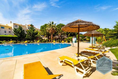 Corcovada Signature - Dream Lodging in Albufeira