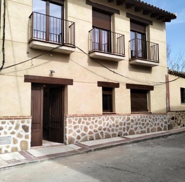 Apartamentos rurales La Higuera de José in Layos